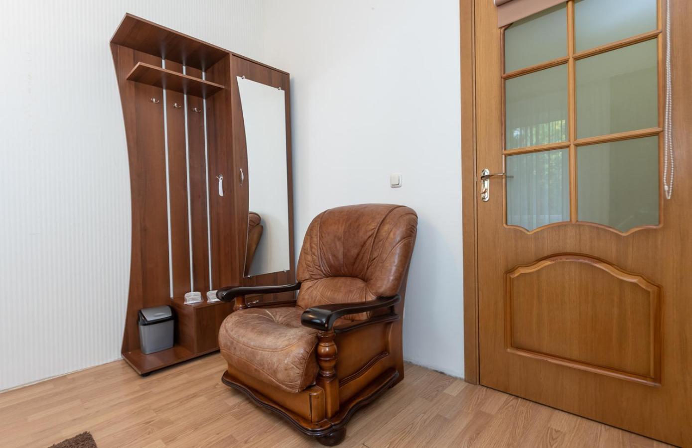 Mini-Hotel Guest Residence Kijów Zewnętrze zdjęcie
