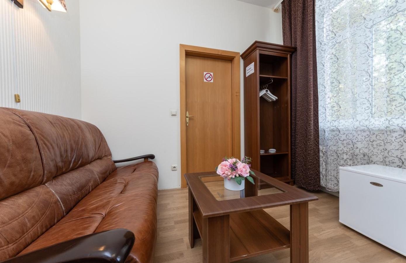 Mini-Hotel Guest Residence Kijów Zewnętrze zdjęcie