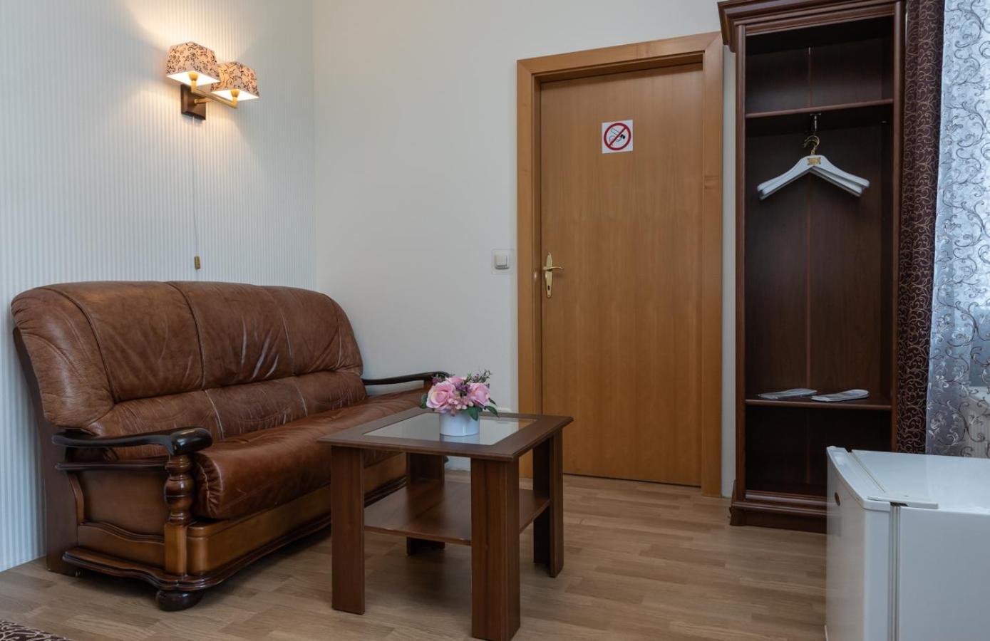 Mini-Hotel Guest Residence Kijów Zewnętrze zdjęcie